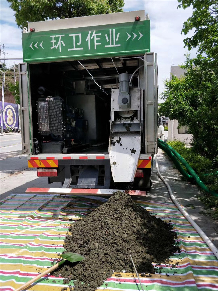 红山淤泥干湿分离